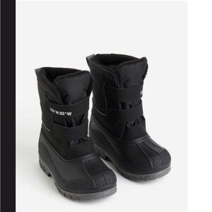 H&M Toddler Waterproof Winter Boots Size 7.5-8.5 NWOT